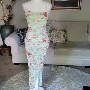 Privy Floral  Dress Size M